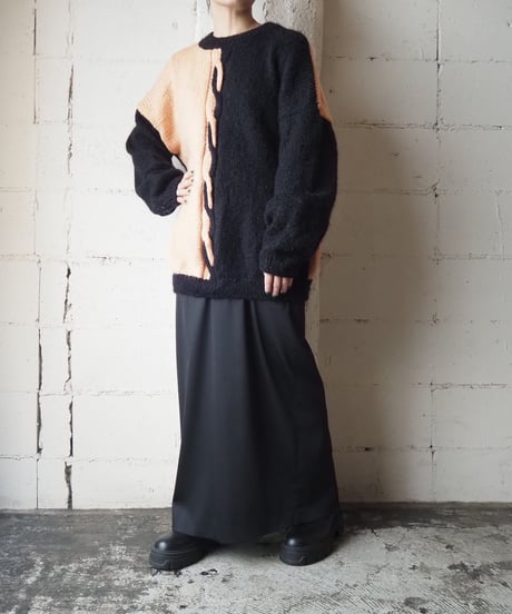 Two Tone Color Knit BKYE
