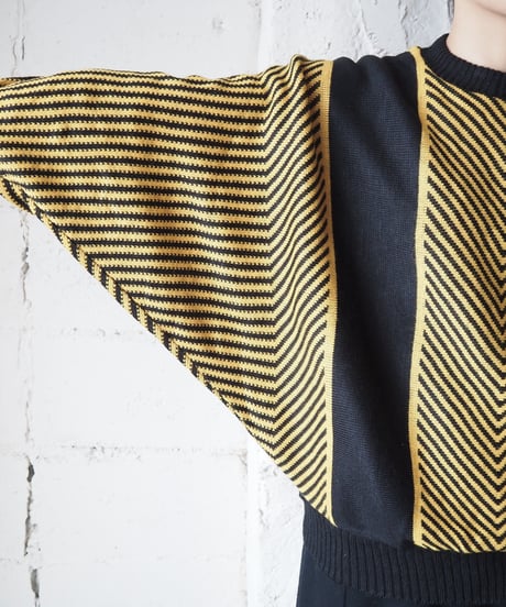 Dolman Sleeve Geometric Pattern Knit BKYE
