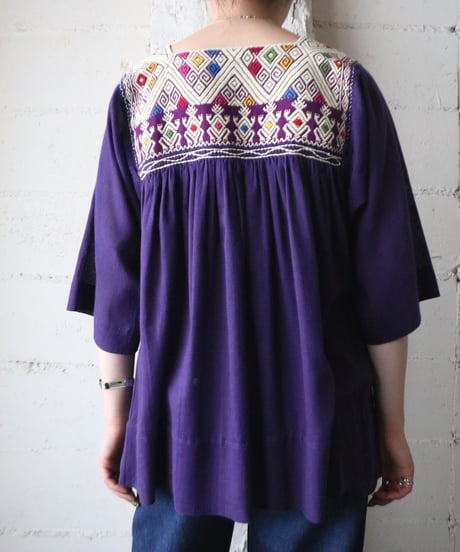Square Neck Embroidery Blouse PUR