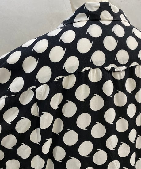 S/S Comma Dot Open Collar Shirt BKWH