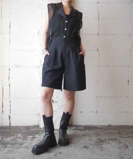 Sleeveless Satin Collar Shirt BK
