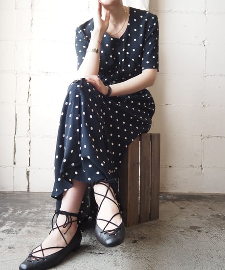Collarless Dot Dress BKWH