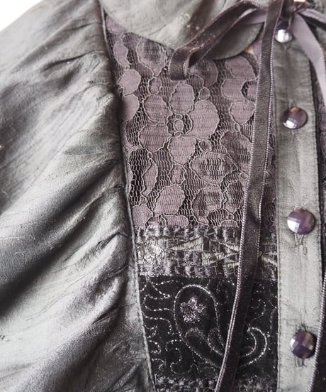 Lace × Velour Frilled Blouse BK