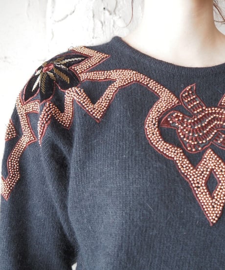 Beads Embroidery Design Knit BK