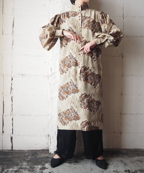 Stand Color Volume Sleeve Pattern Dress BEBR