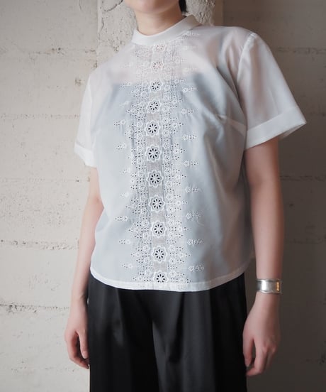 1970's Euro Back Button Lace Panel Blouse WH