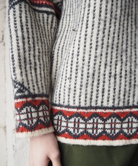 Nordic Front Design Sweater WHBKRE