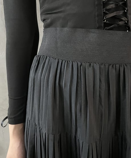 Pleated Tiered Skirt BK