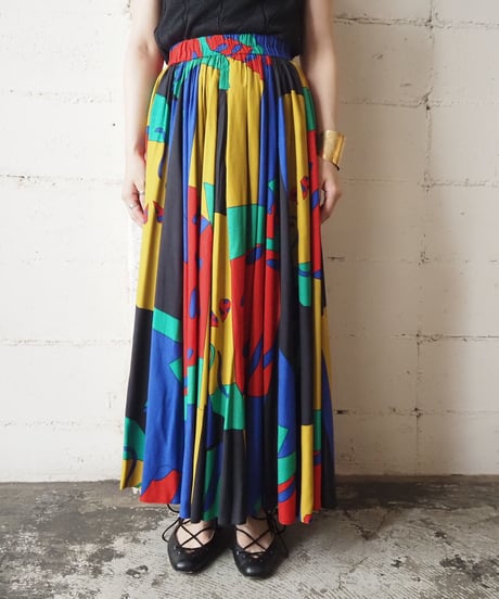 1980's  Geometric Pattern Skirt  BKREGN