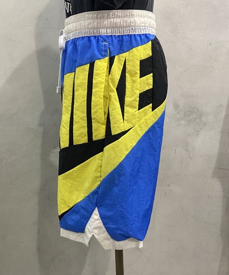 NIKE Logo Nylon Shorts BLBKYE