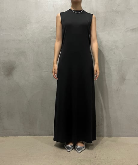Sleeveless Cutsewn Dress BK