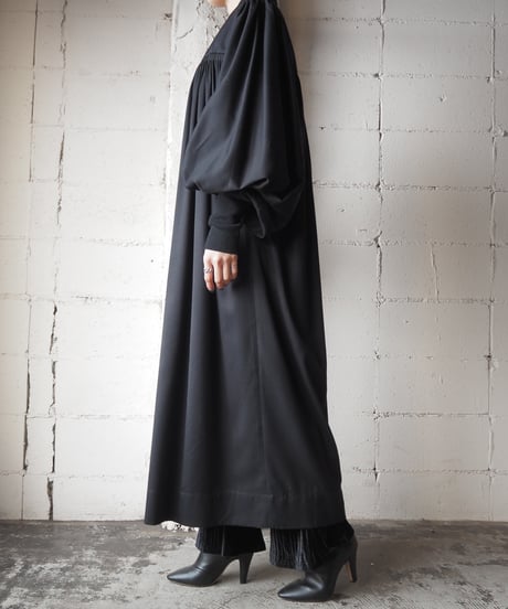 Remake Long Rib Gather Coat BK