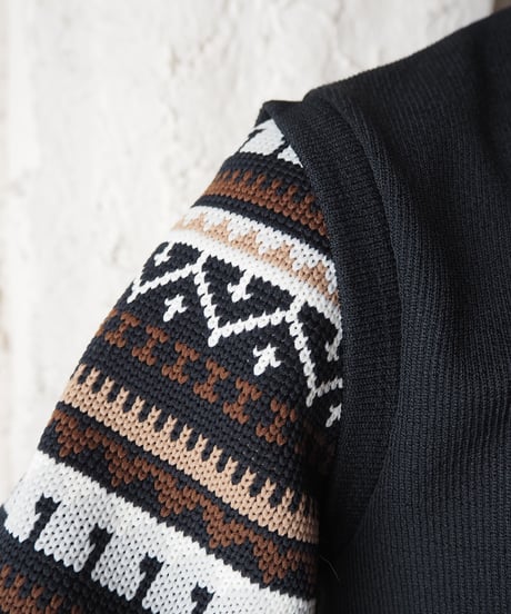 Sears Sleeve Pattern Knit BK