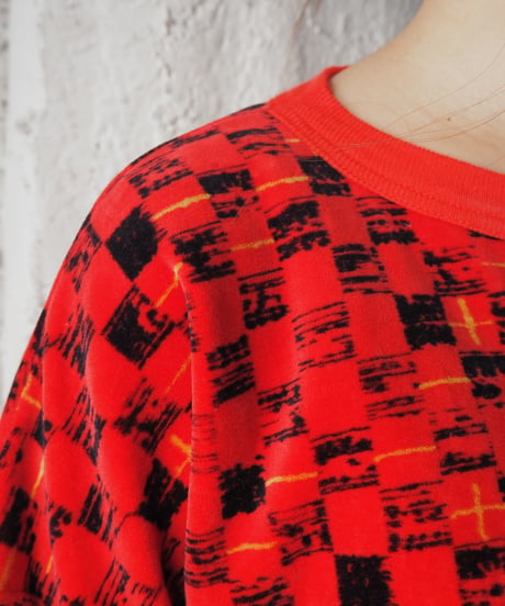 Epitome' 1980's Print Pullover Tops REBK