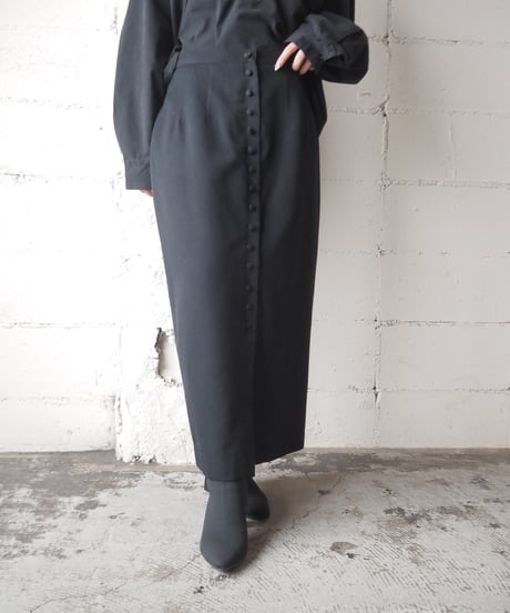 Front Button Tight Skirt BK