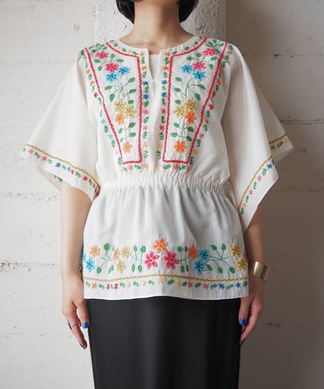 Flower Embroidery Dolman Blouse WH