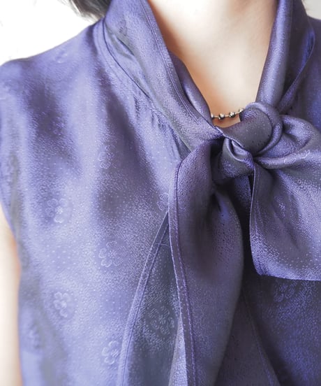 agnés b. Boe Tie Sleeveless Blouse PUR
