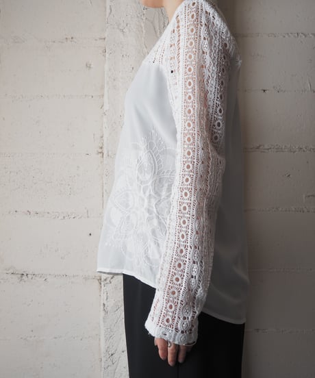 Desigual Lace Embroidery Collarless Blouse WH