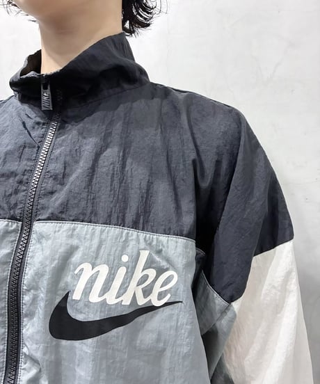 NIKE Tricolor Nylon Jacket BK GR WH
