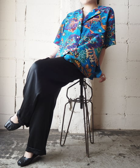 Botanical Pattern Open Collar Shirt BL