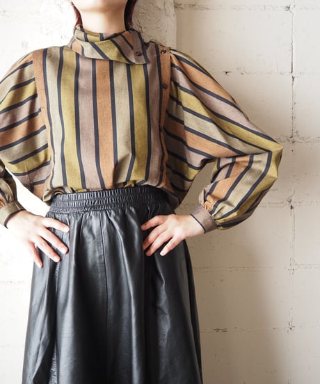 Turn Over Collar Stripe Shirt BKBR