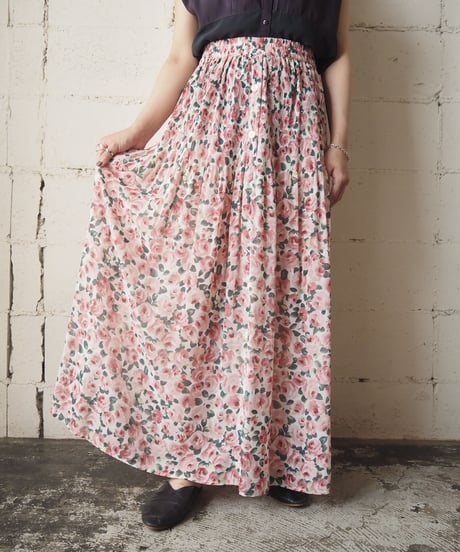 Flower Pattern Sheer Skirt PI