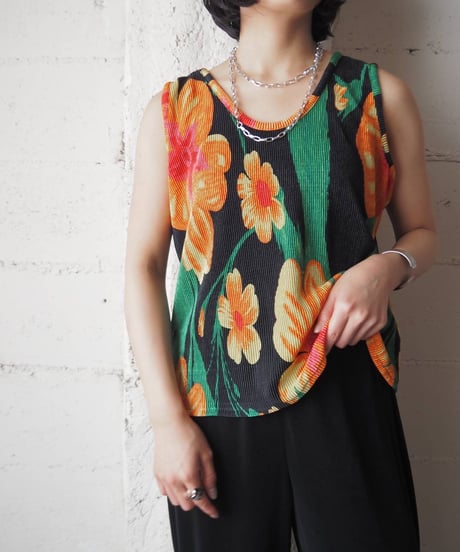 Floral Pattern Pleated N/S BK OR