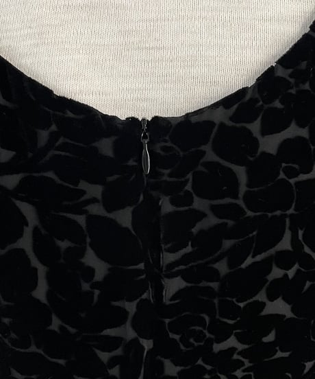 Velour Floral Pattern No Sleeve Dress BK