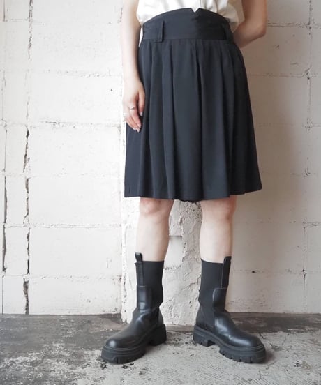 Short Tuck Skants BK