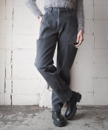 Levi’s 501 Slashed Denim Pants BKGR