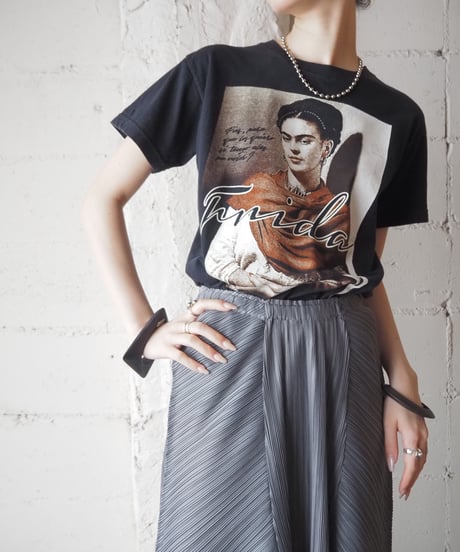 Frida Kahlo Print Tee BK