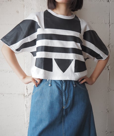 adidas Trefoil Print Cropped Tee WHBK