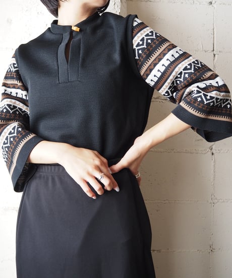 Sears Sleeve Pattern Knit BK