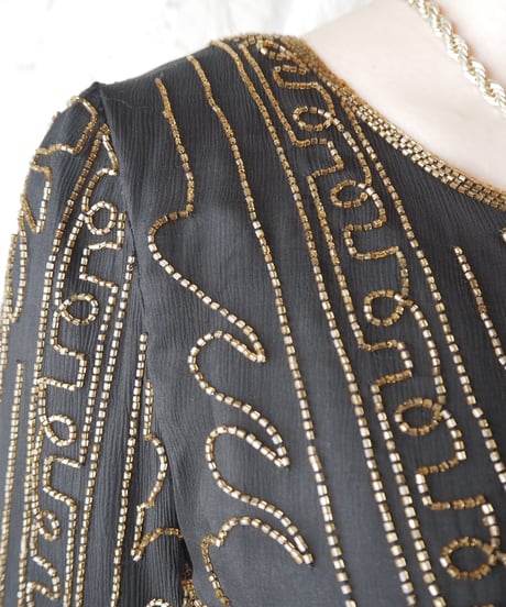 Beads Embroidery Tops BKGD