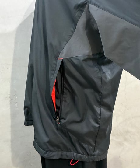 NIKE Two Tone Nylon Jacket DGR GR RE