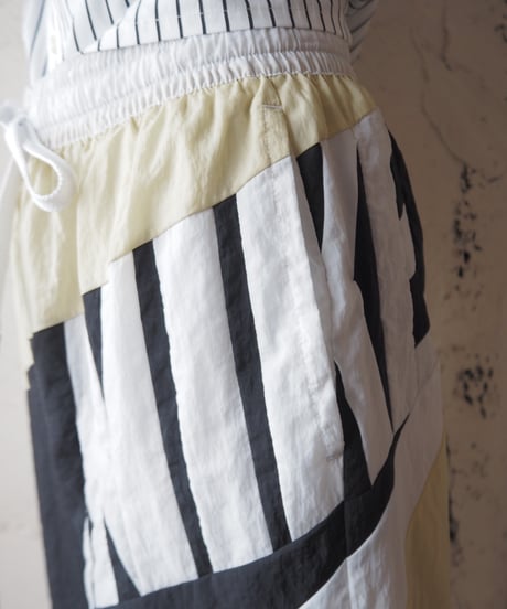NIKE Tricolor Nylon Shorts YEBKWH