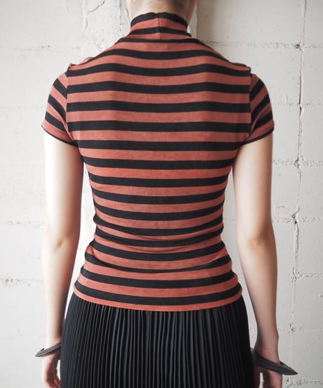 BCBG Mock Neck Stripe Cutsewn ORBRBK