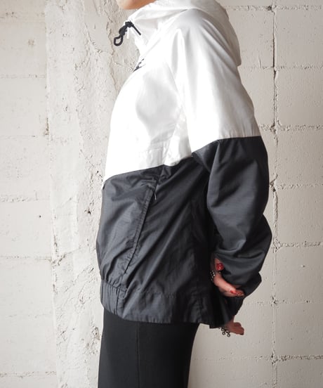 NIKE Bicolor Hooded Jacket BKWH