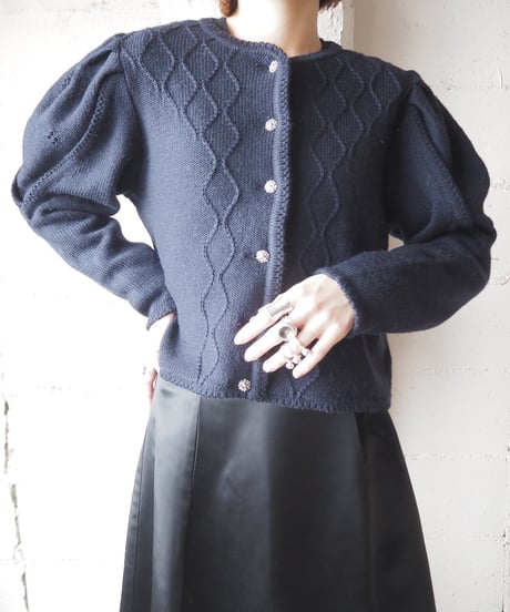 Volume Sleeve Tyrolean Cardigan NV