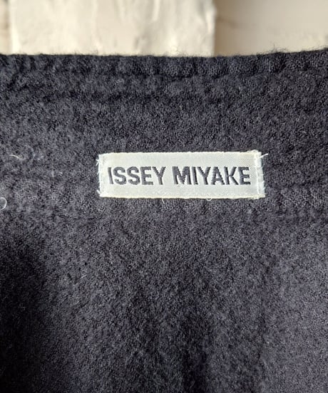 ISSEY MIYAKE Gather Design Jacket BK