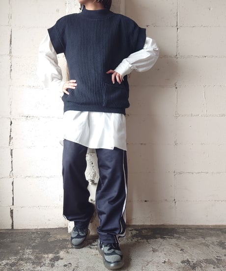 French Sleeve Cotton Knit Vest BK
