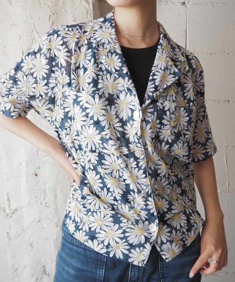 Open Collar Flower Pattern Shirt NVWHYE