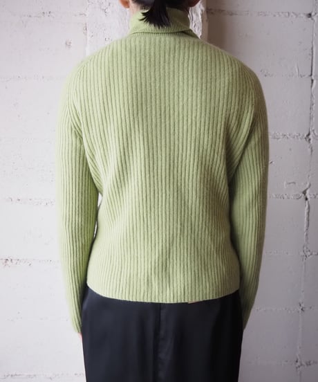 Cashmere Turtle Neck Knit LGN