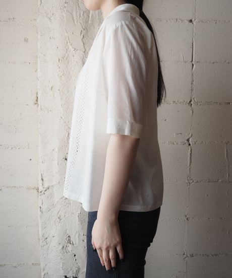 Open Collar Cutwork Shirt WH