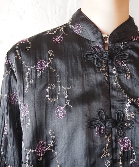 Flower Embroidery China Shirt BK