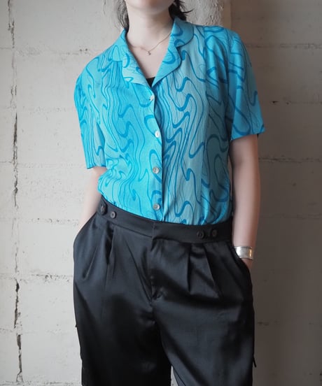 Swirl Print Short Sleeve Tie Back Blouse BL