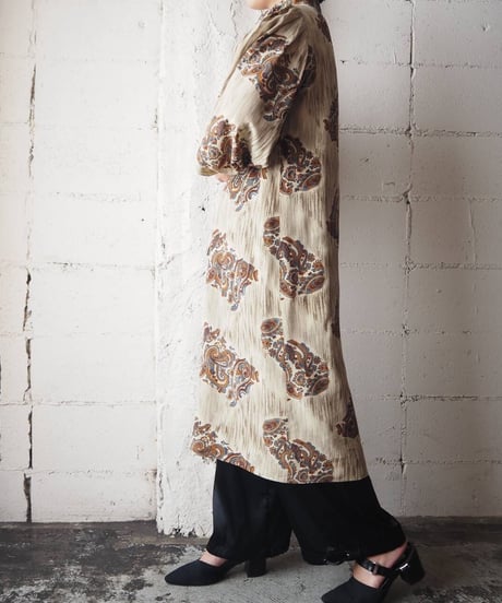 Stand Color Volume Sleeve Pattern Dress BEBR