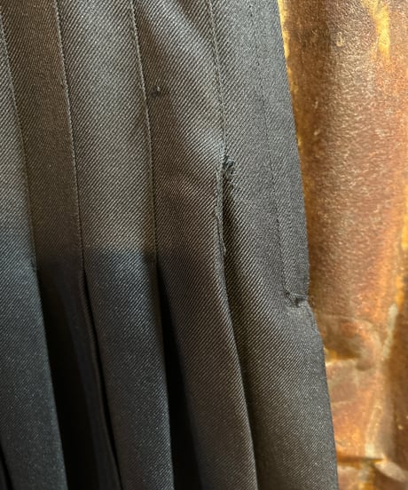 Poly Pleated Skirt BK