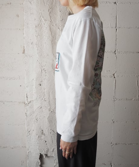 WHERE'S WALDO? L/S Tee WH