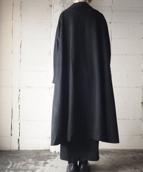 Shoulder Design Dolman Sleeve Coat BK